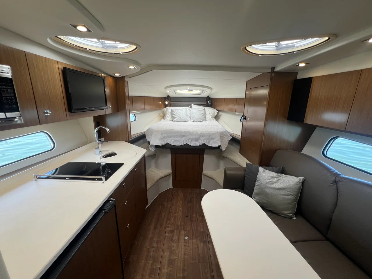 2018 Cruisers Yachts 35 EXPRESS 35.0 feet, Lewisville, TX #35