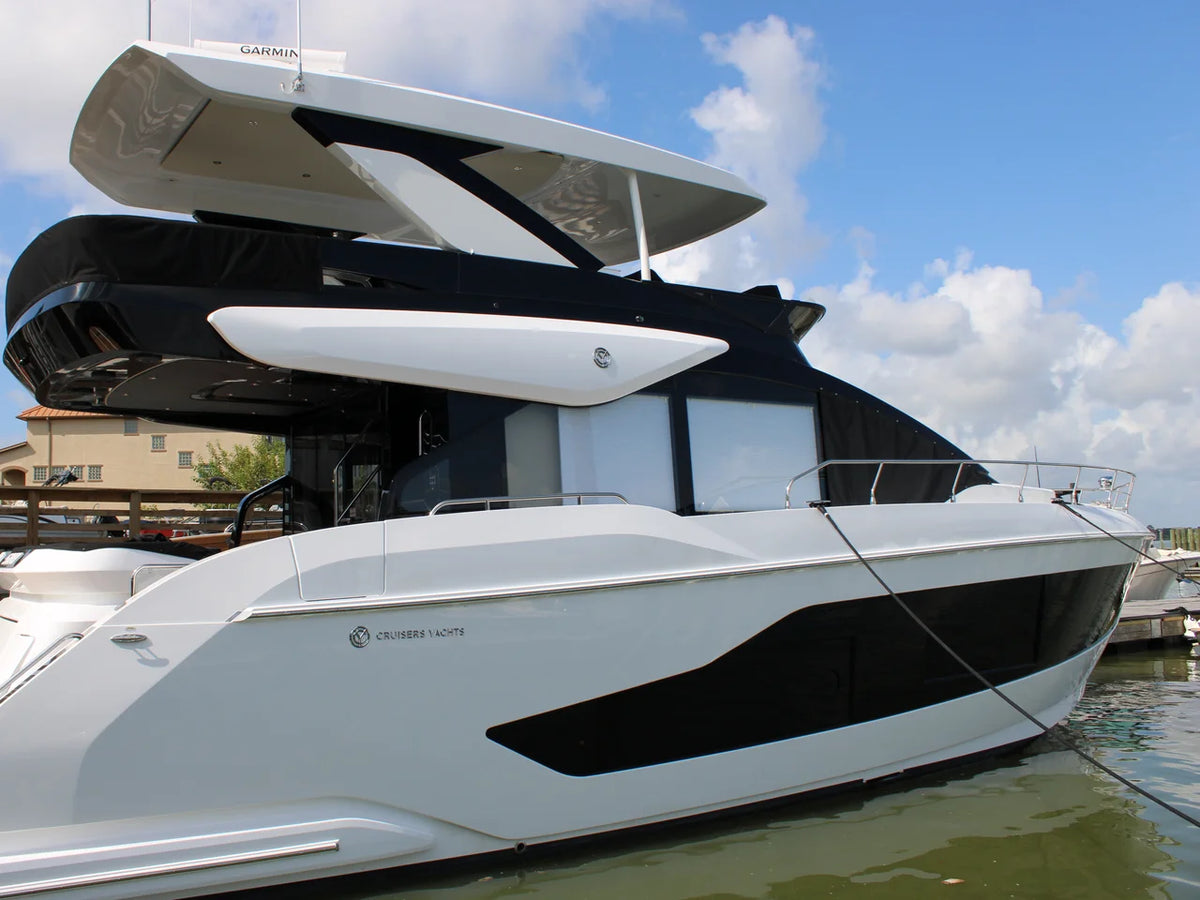 2027 Cruisers Yachts 57 FLY 57.0 feet, Seabrook, TX #2