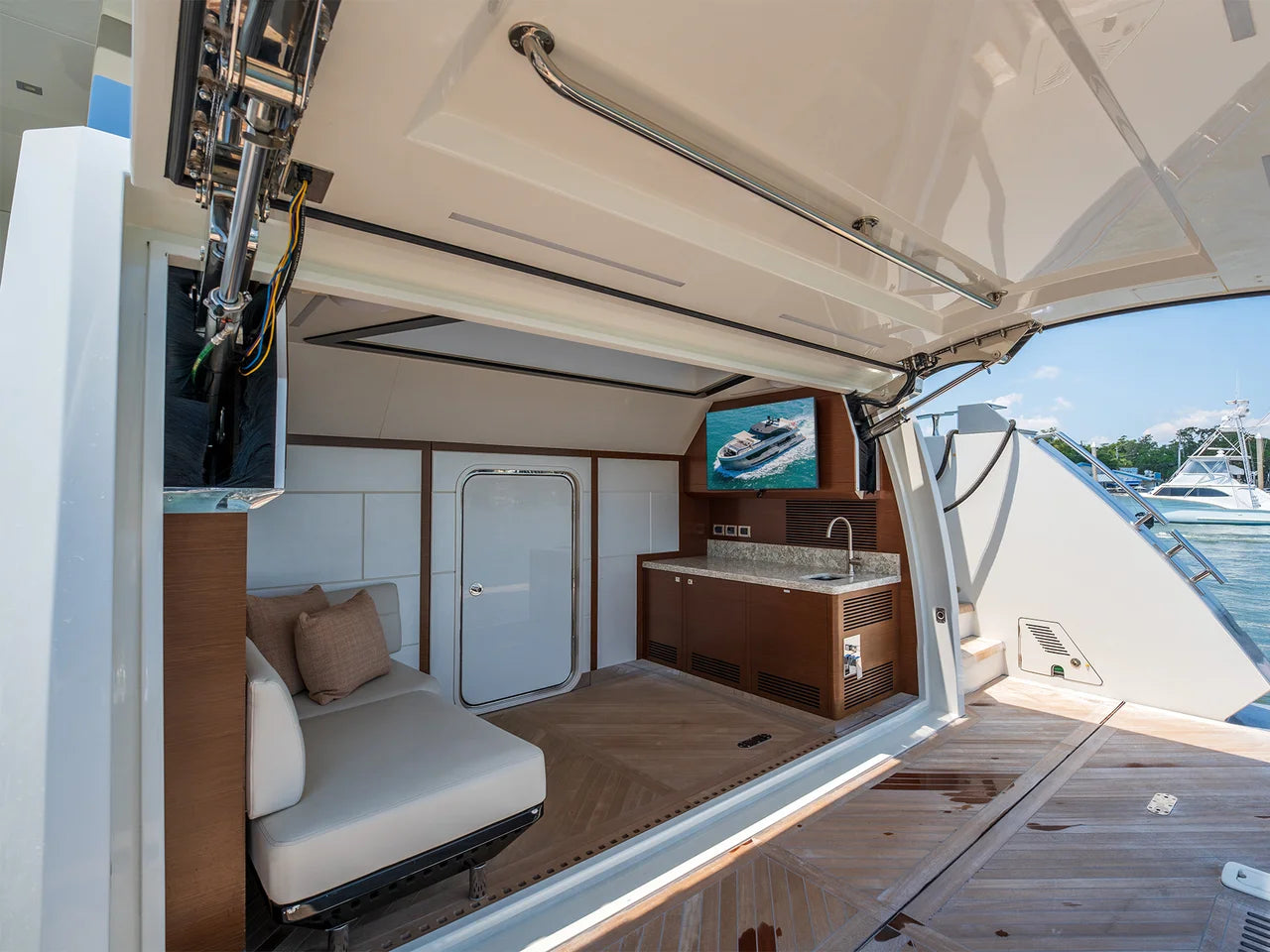 2021 Ocean Alexander 28R 90.0 feet, Wrightsville Beach, North Carolina #65