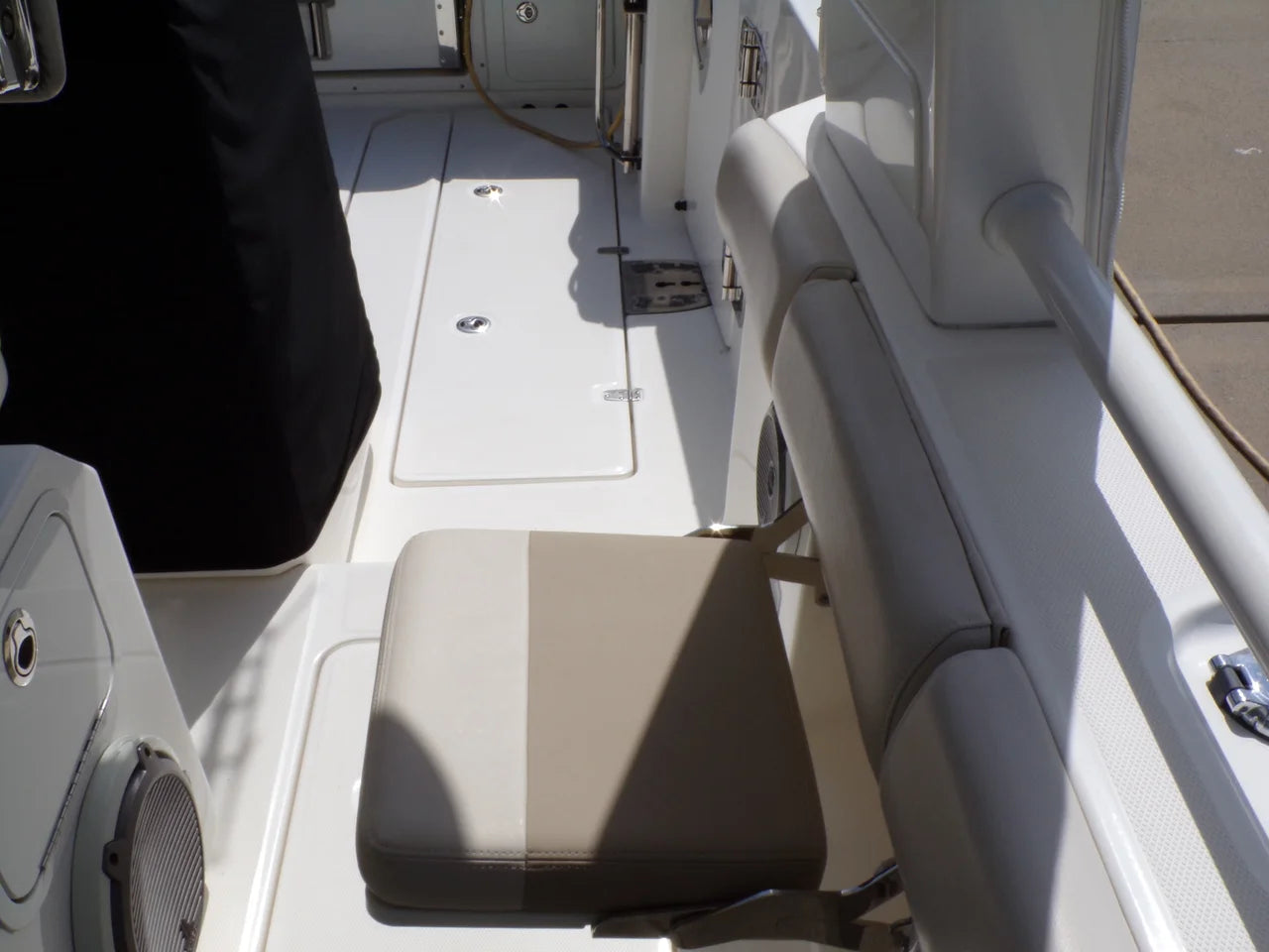 2018 Boston Whaler 420 OUTRAGE 42.0 feet, Naples, FL #24