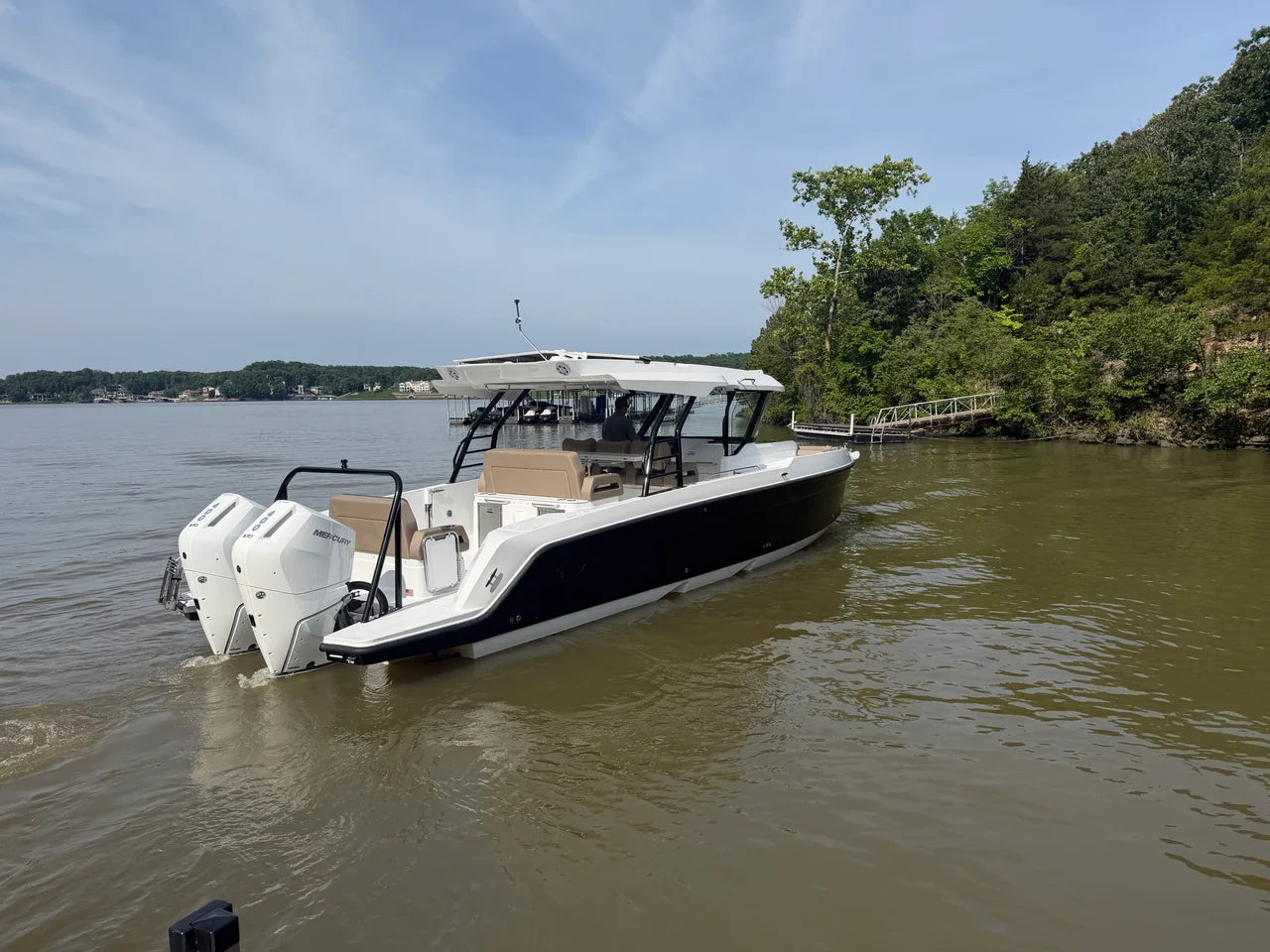 2026 Cruisers Yachts 38 VTR 38.0 feet, Lake Ozark, Missouri #8
