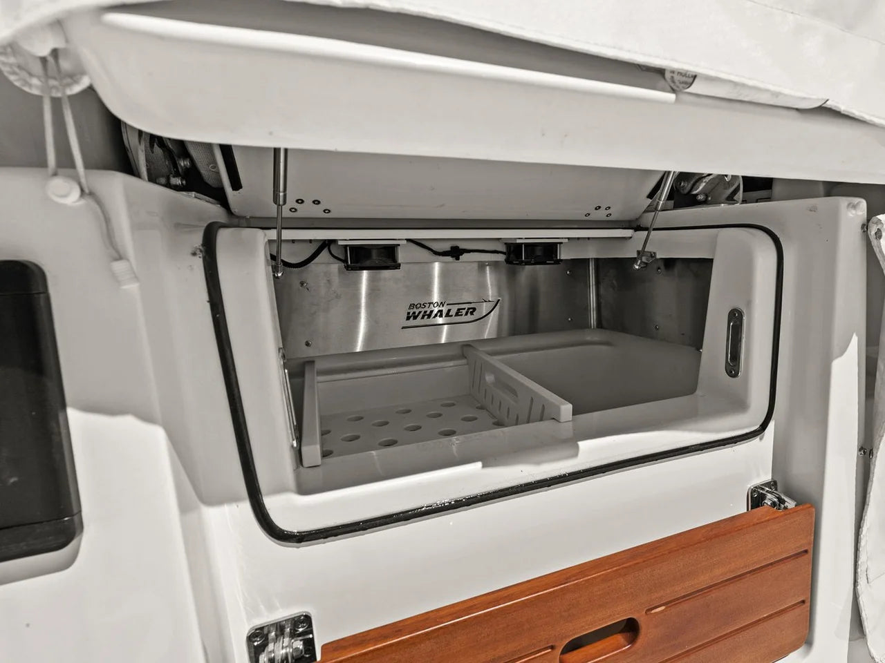 2025 Boston Whaler 405 CONQUEST 41.0 feet, St Petersburg, FL #59