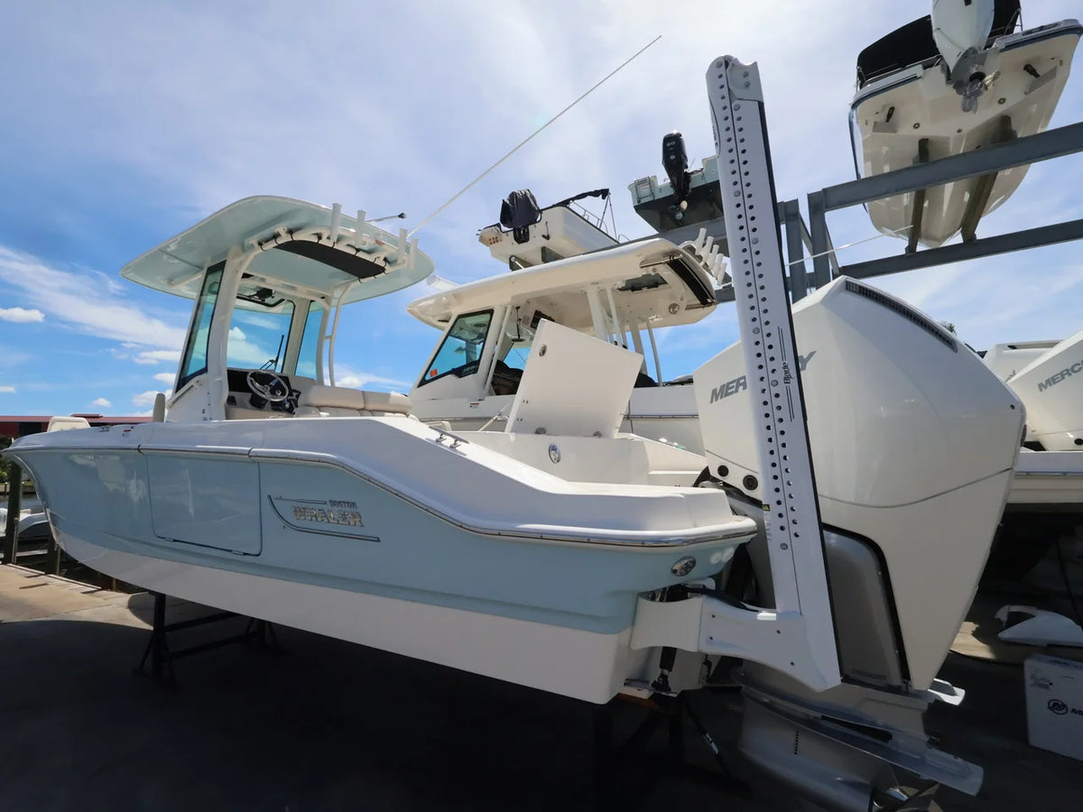 2027 Boston Whaler 280 Dauntless 28.0 feet, Naples, Florida #4