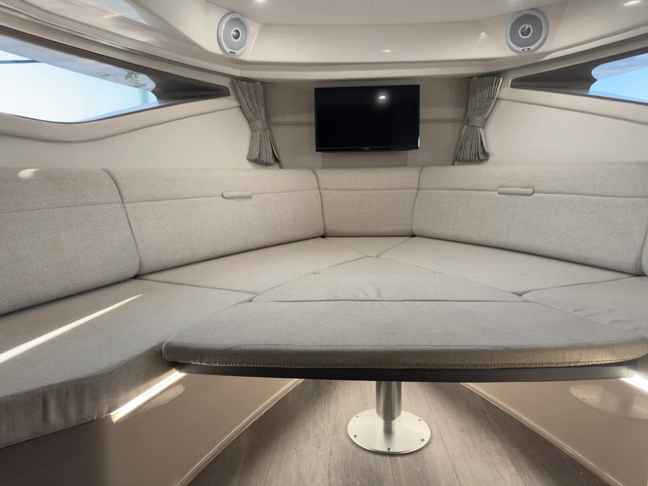 2021 Sea Ray 320 SUNDANCER OB 32.0 feet, Norwalk, Connecticut #75