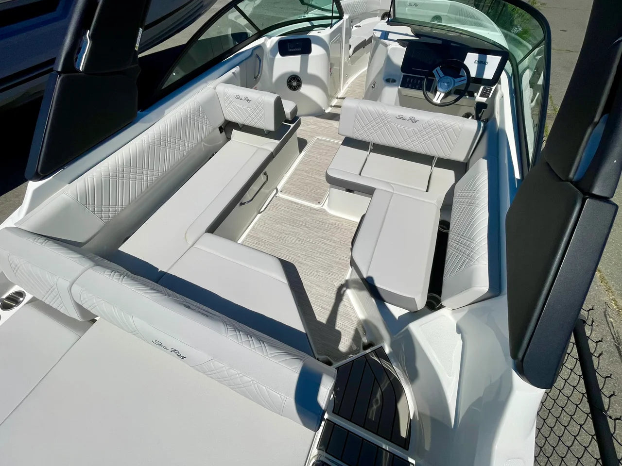 2026 Sea Ray SDX 250 Outboard 25.0 feet, Danvers, Massachusetts #6