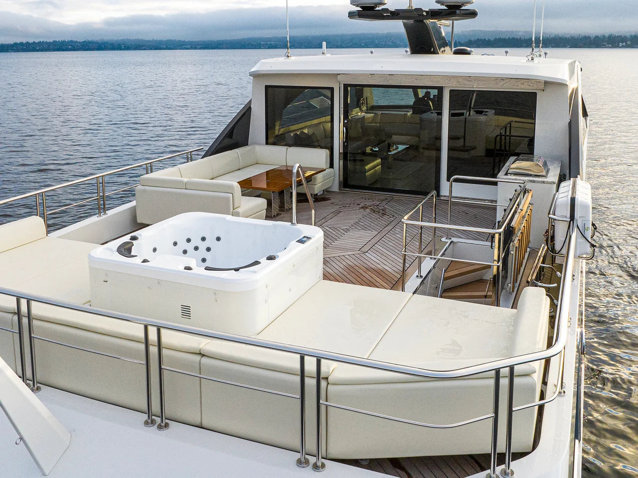 2027 Ocean Alexander 27R 93.0 feet, Pompano Beach, FL #11