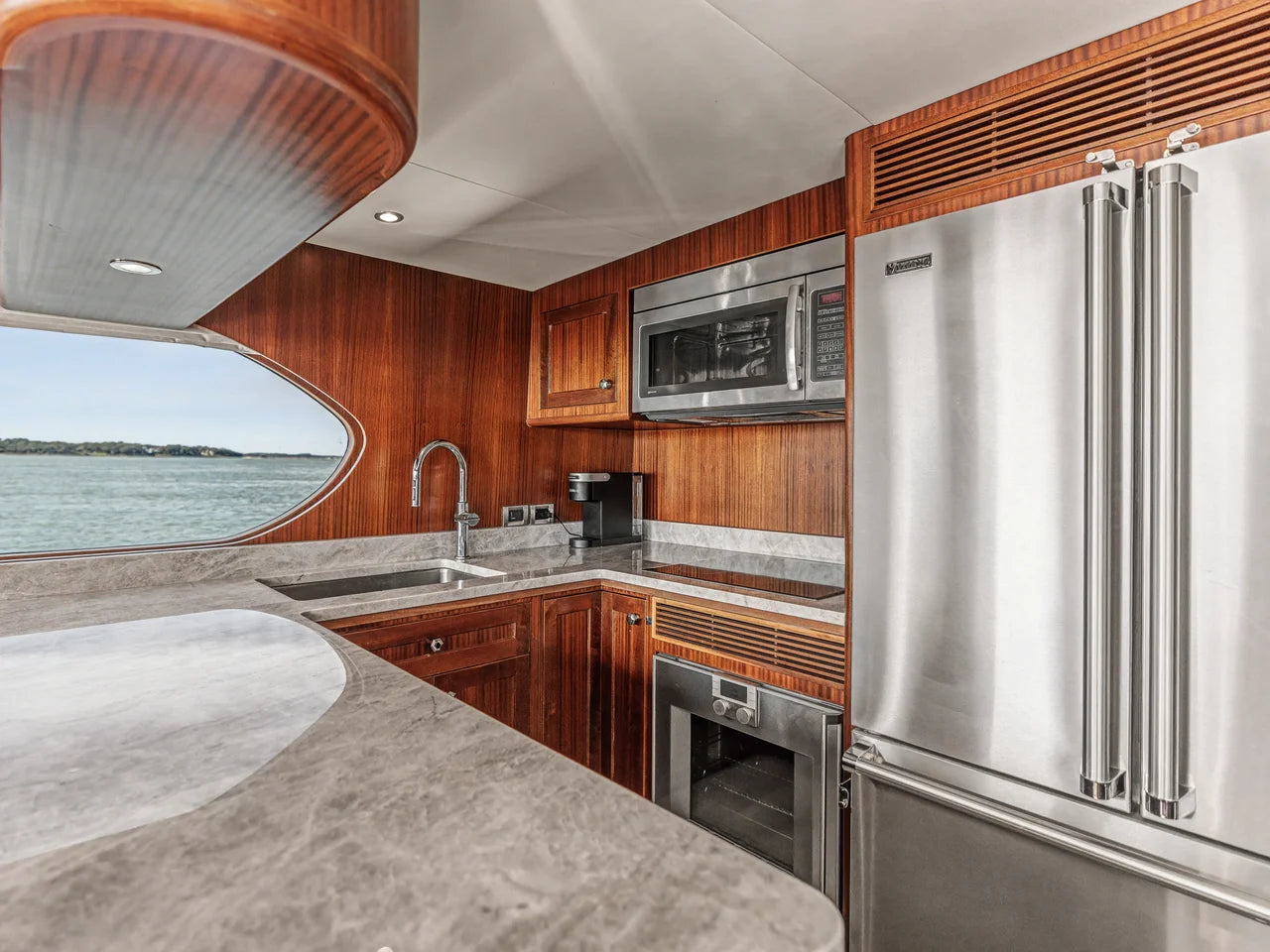 2013 Ocean Alexander 65 PILOTHOUSE 69.0 feet, Thunderbolt, GA #28