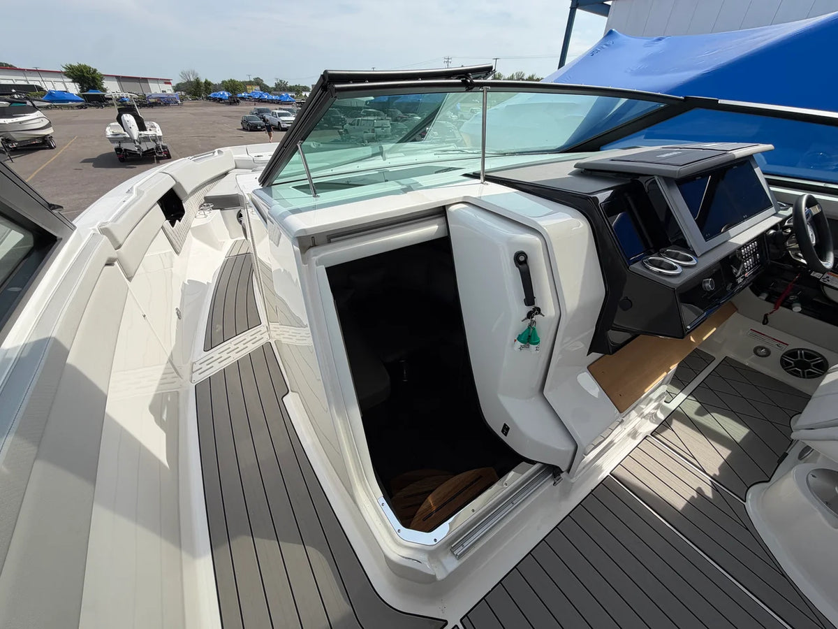 2026 Sea Ray SLX 400 40.0 feet, Excelsior, Minnesota #36