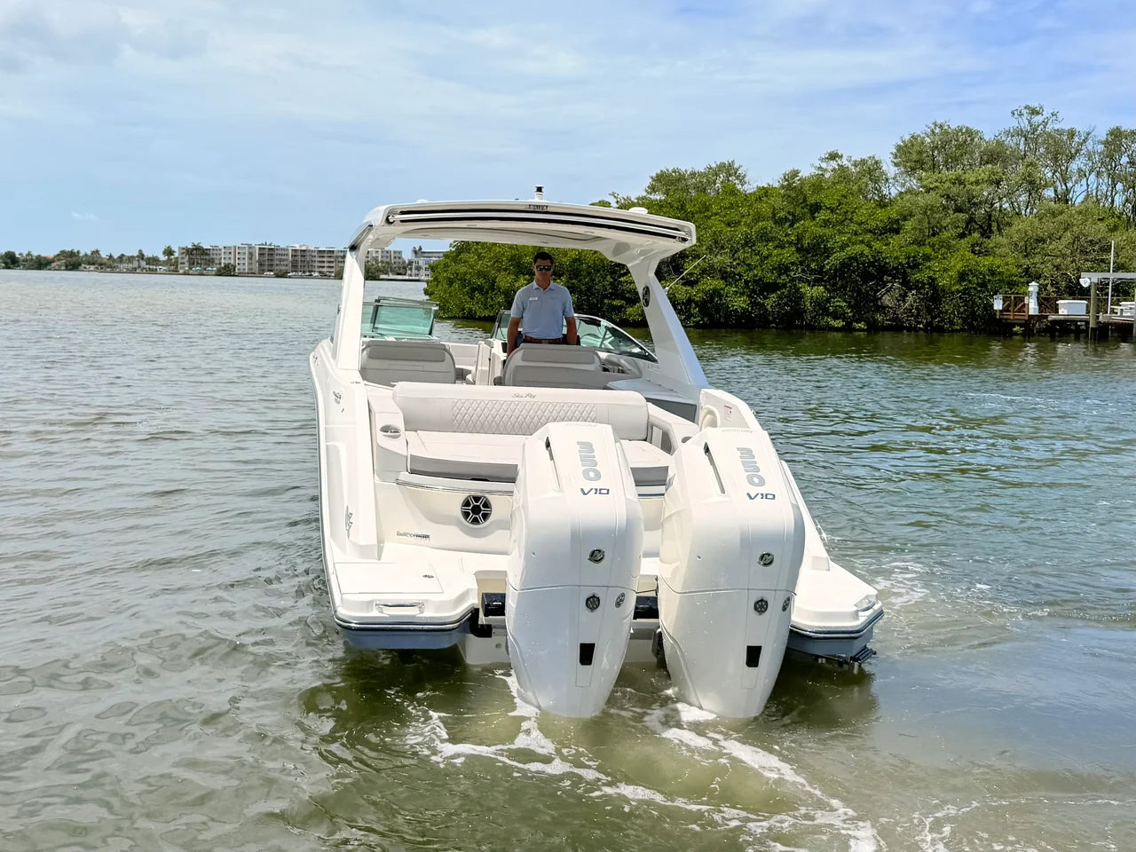 2026 Sea Ray SLX 310 Outboard 31.0 feet, St Petersburg, FL #16