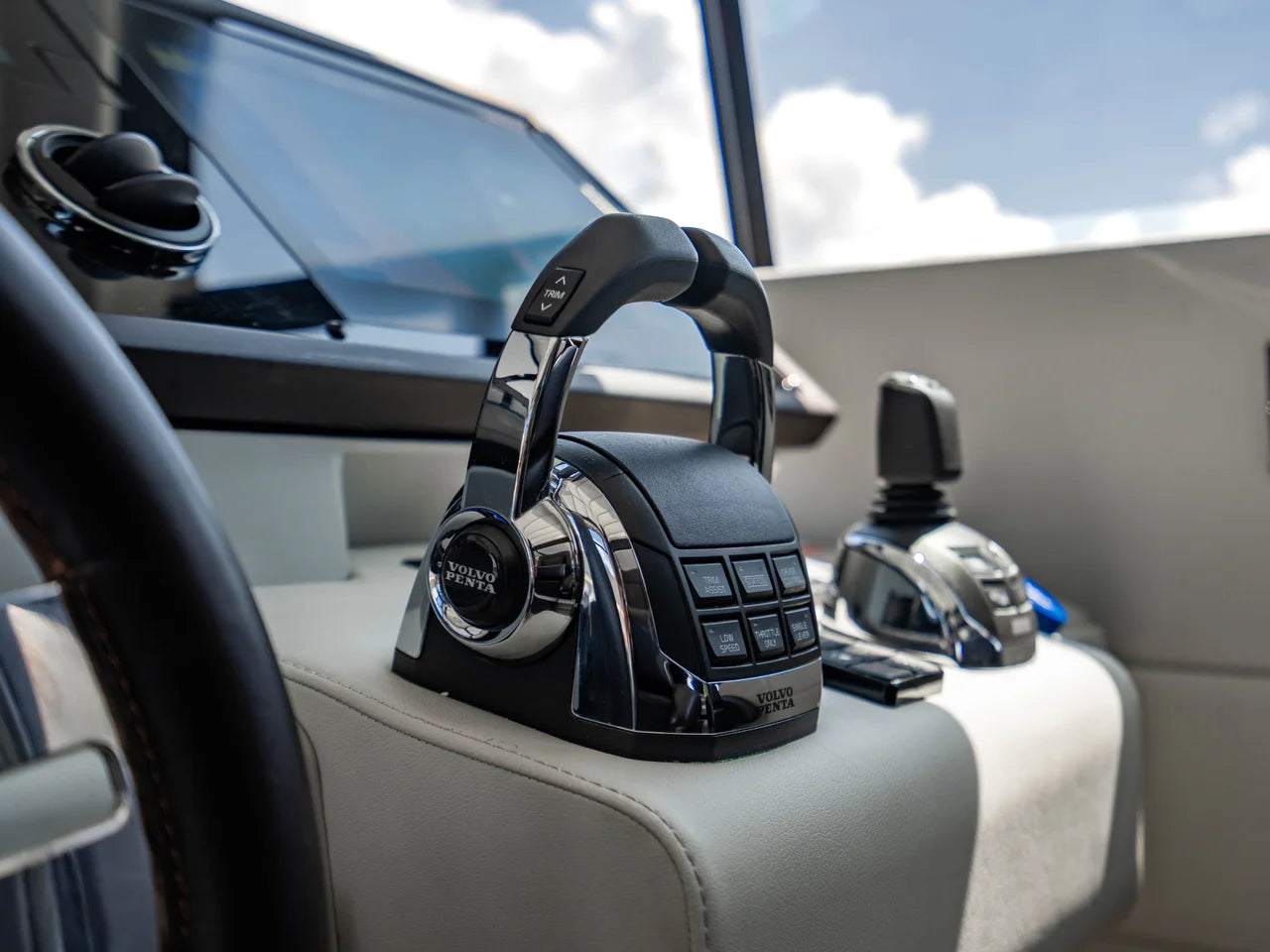 2019 Azimut S7 70.0 feet, West Palm Beach, FL #87