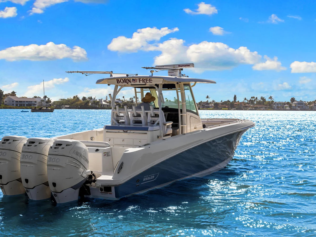 2014 Boston Whaler 350 OUTRAGE 35.0 feet, Naples, Florida #5