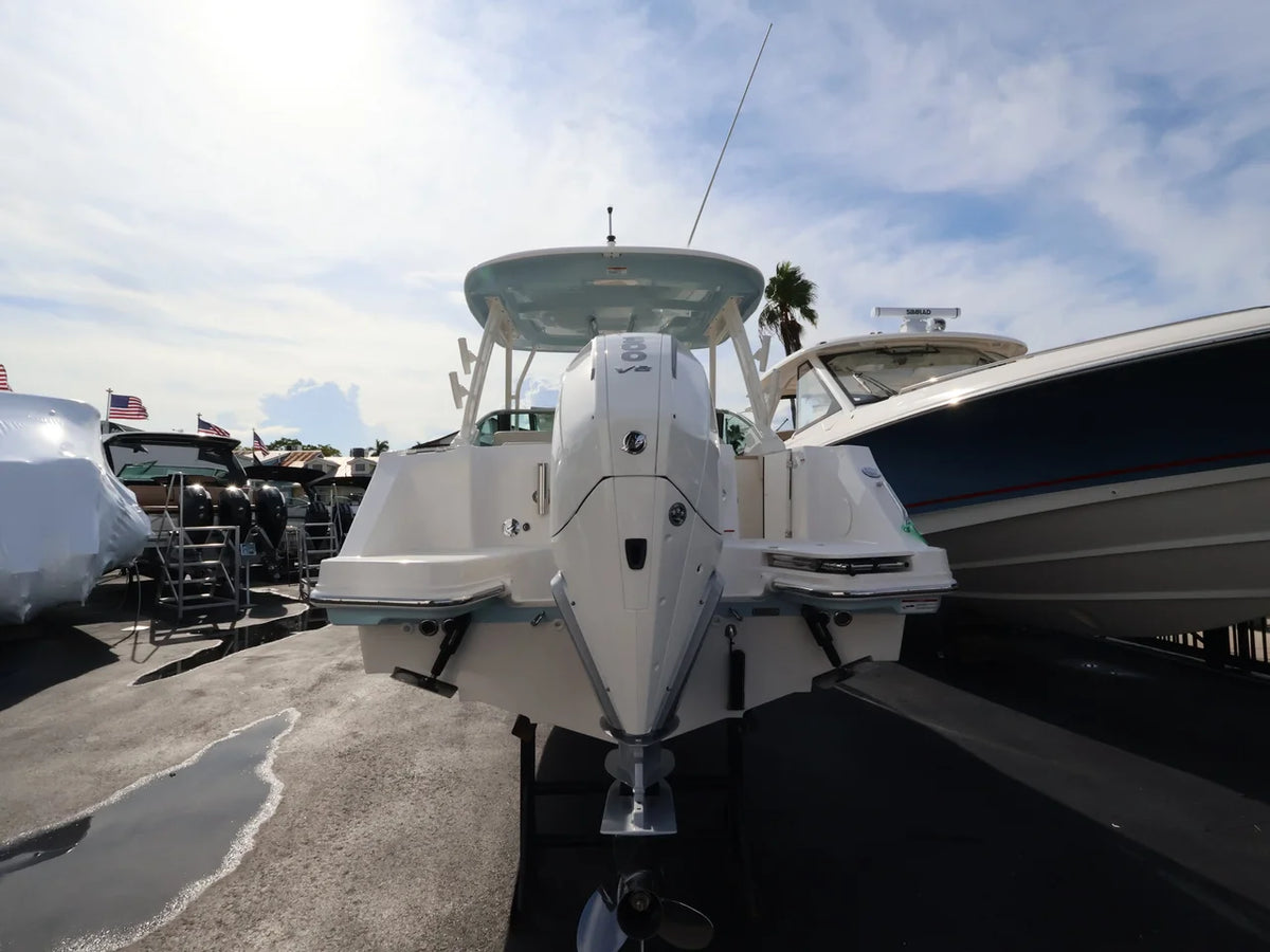 2027 Boston Whaler 240 Vantage 24.0 feet, Naples, Florida #3