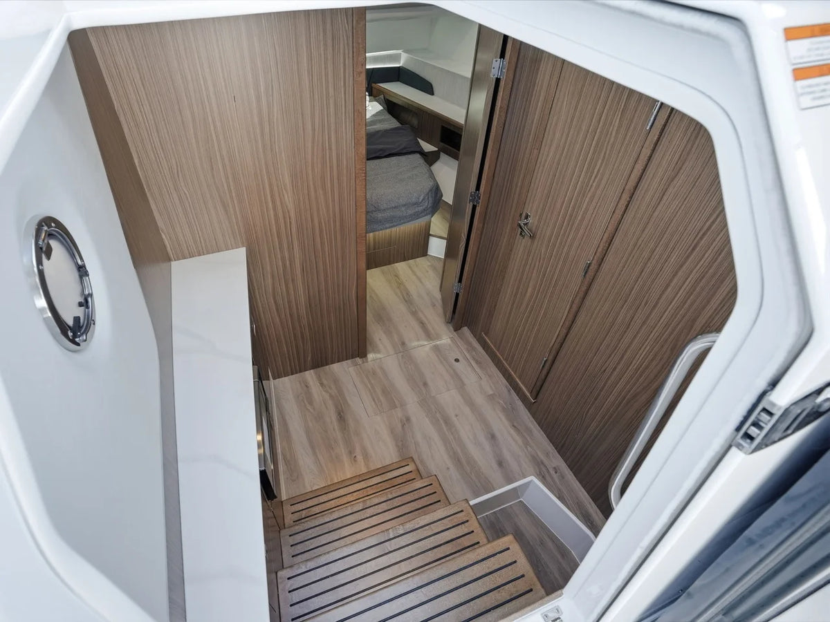 2026 Cruisers Yachts 50 GLS OB 50.0 feet, Quincy, MA #35
