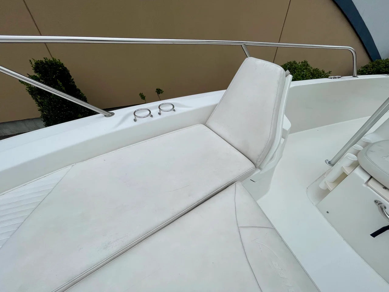 2013 Boston Whaler 230 DAUNTLESS 23.0 feet, Quincy, MA #17