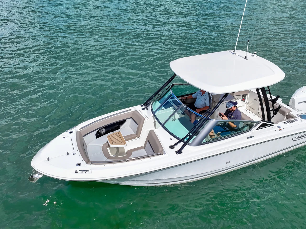 2026 Boston Whaler 240 Vantage 24.0 feet, Sarasota, FL #3