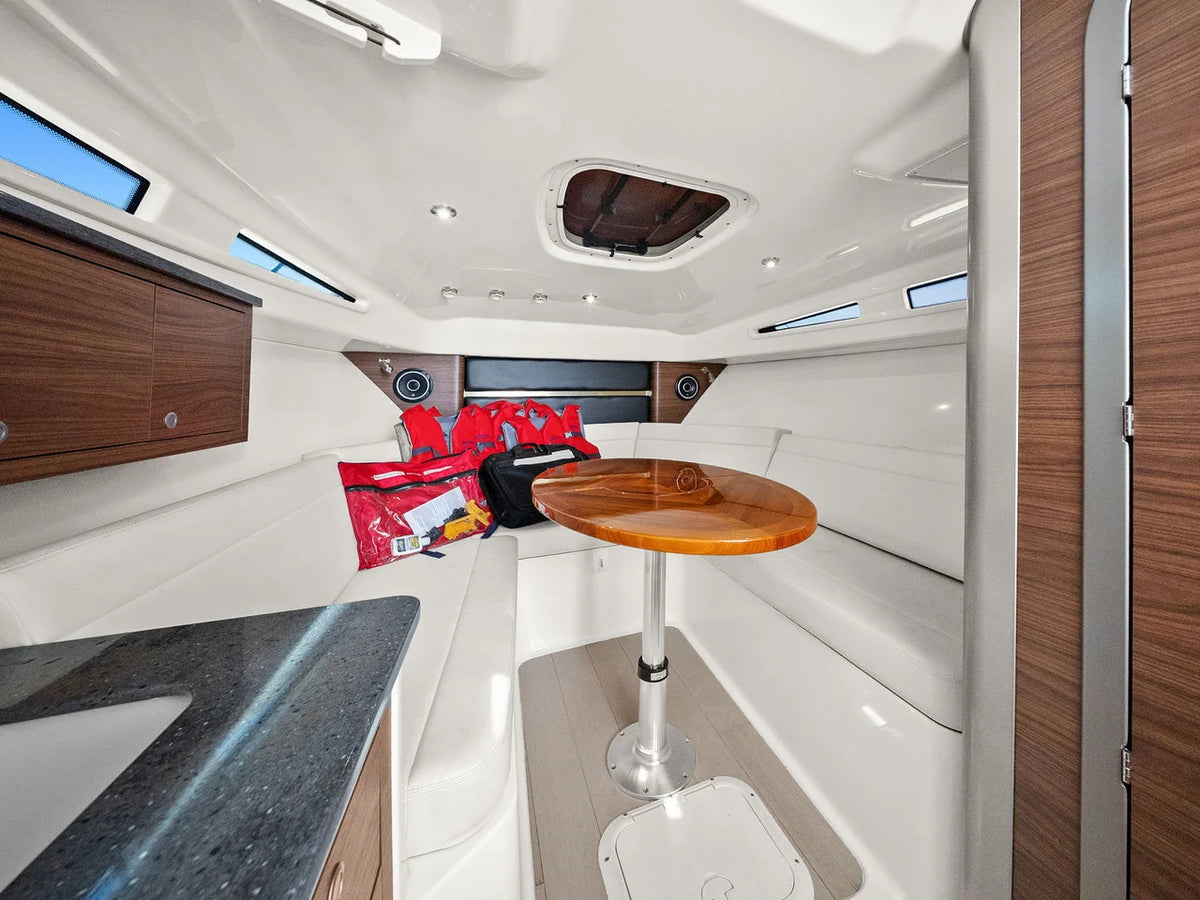 2023 Boston Whaler 325 CONQUEST 32.0 feet, St Petersburg, FL #22