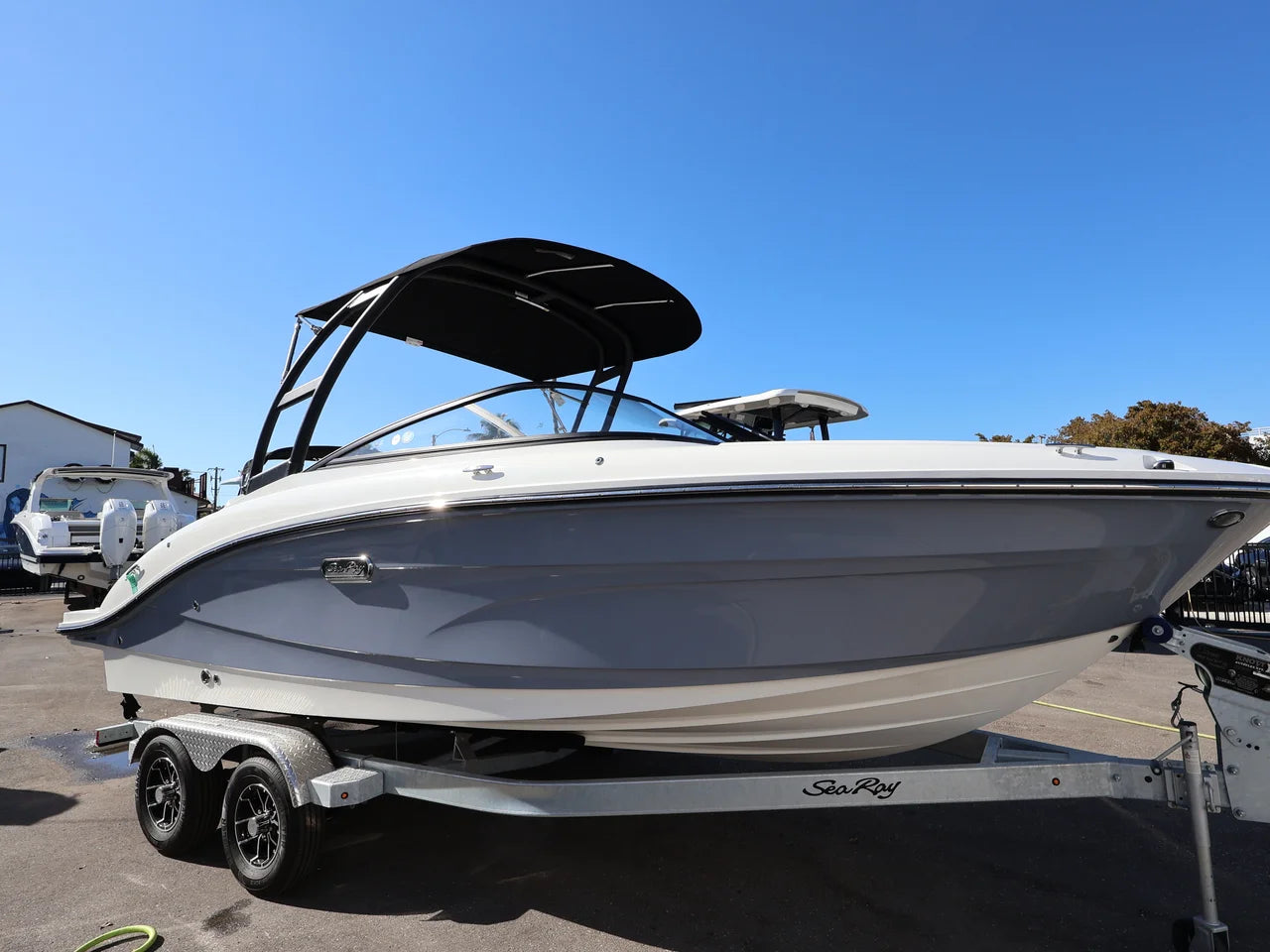2026 Sea Ray SPX 210 Outboard 21.0 feet, Naples, Florida #5