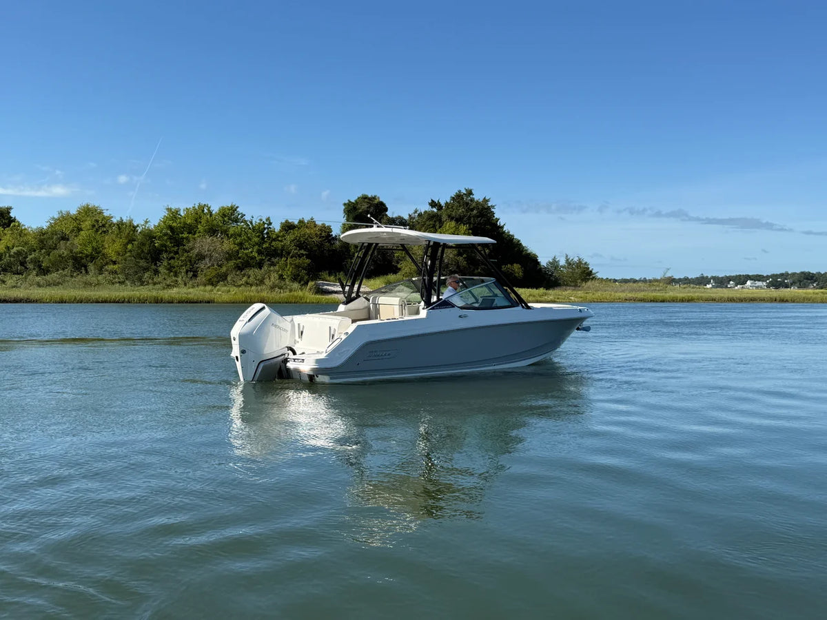 2027 Boston Whaler 240 Vantage 24.0 feet, Wrightsville Beach, North Carolina #2