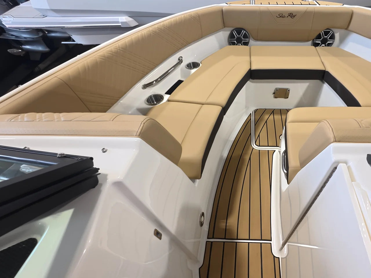 2027 Sea Ray SDX 250 Outboard 25.0 feet, Clearwater, Florida #16