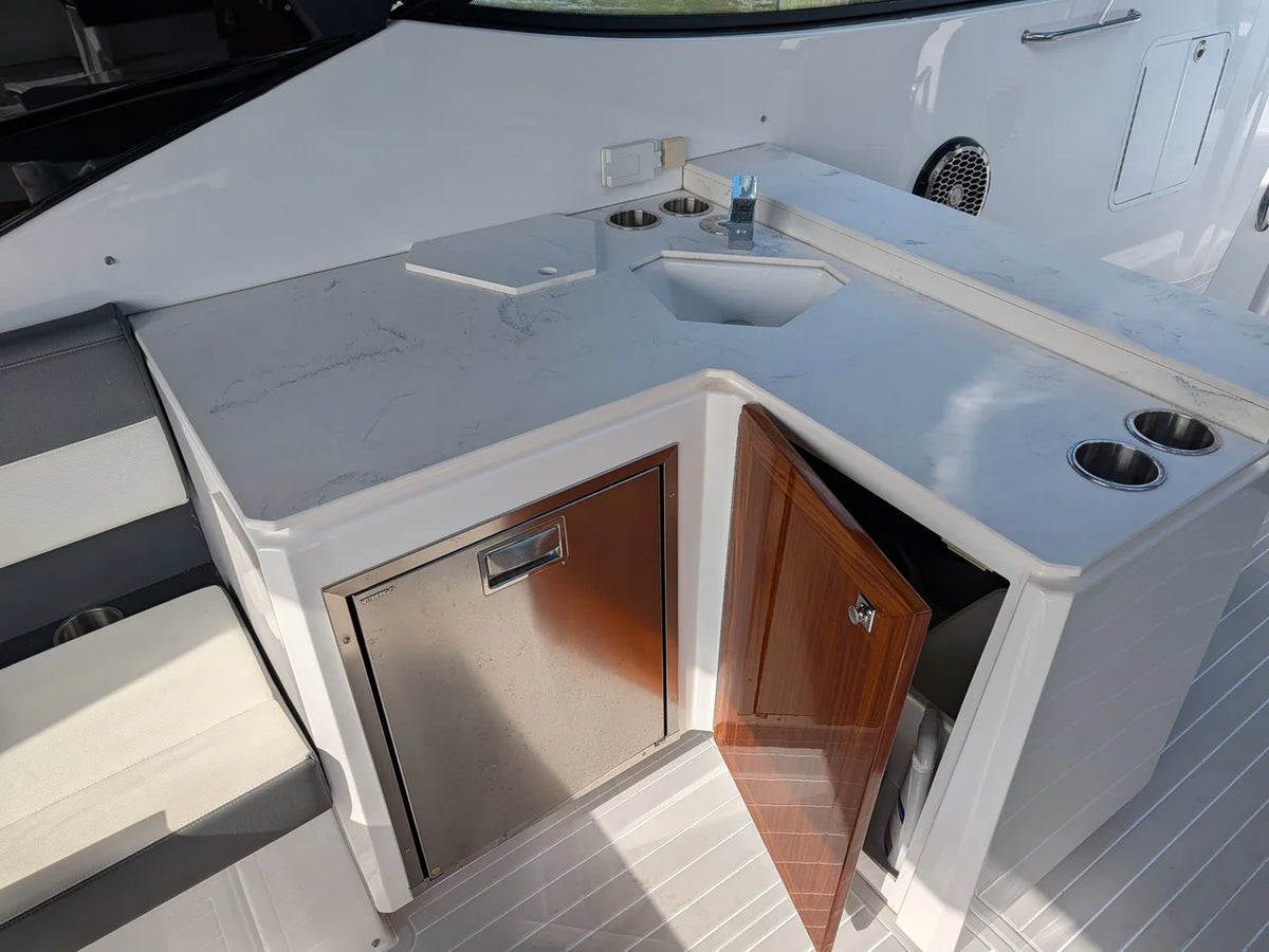 2021 Cruisers Yachts 38 GLS I/O 37.0 feet, Annapolis, MD #32
