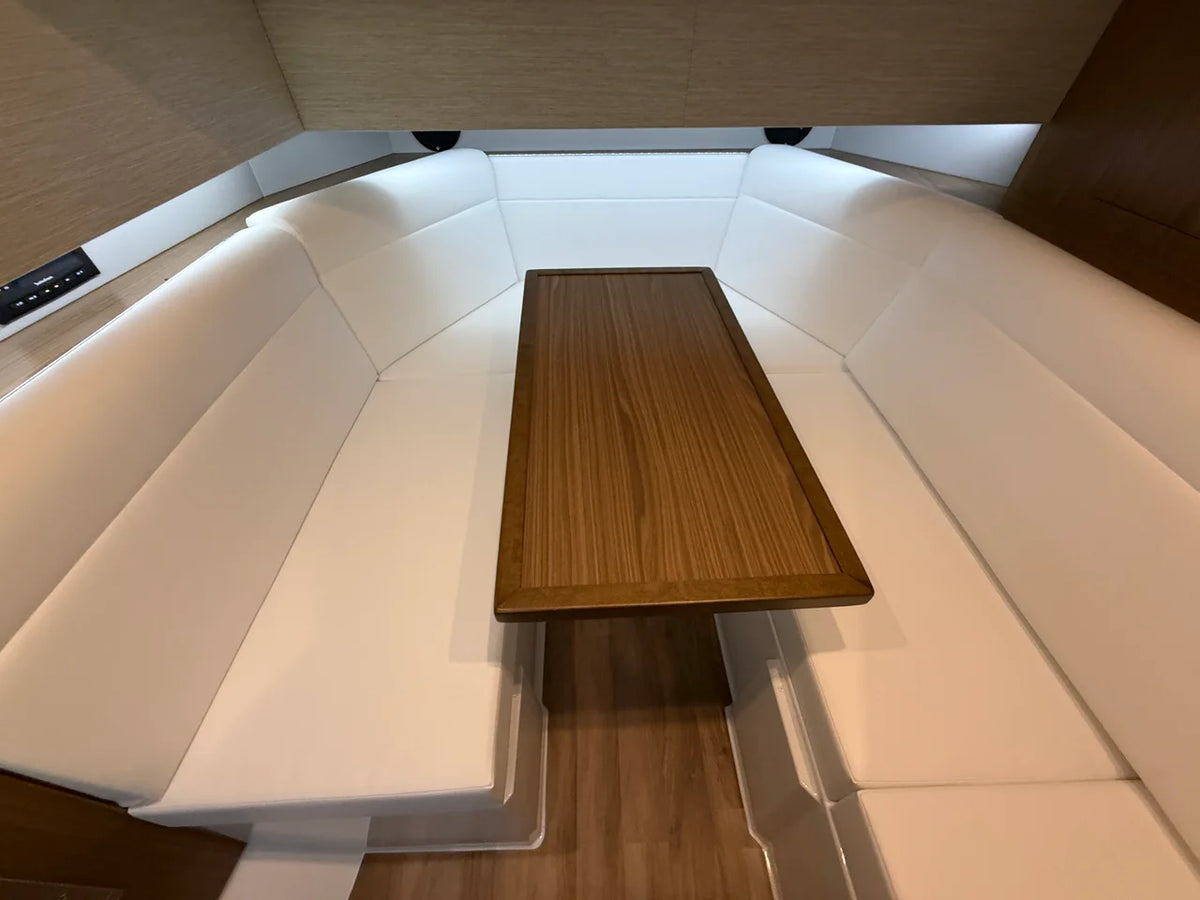 2027 Cruisers Yachts 42 GLS 42.0 feet, Lake Ozark, MO #47