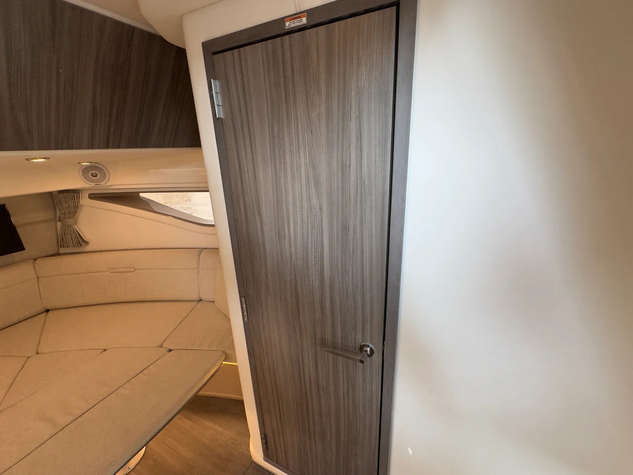 2021 Sea Ray 320 SUNDANCER OB 32.0 feet, Norwalk, Connecticut #84