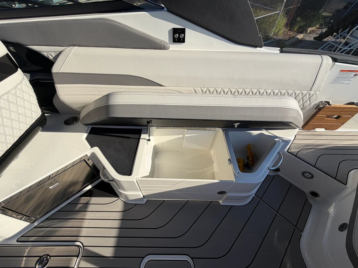 2027 Sea Ray SLX 280 Outboard 28.0 feet, Grasonville, MD #18