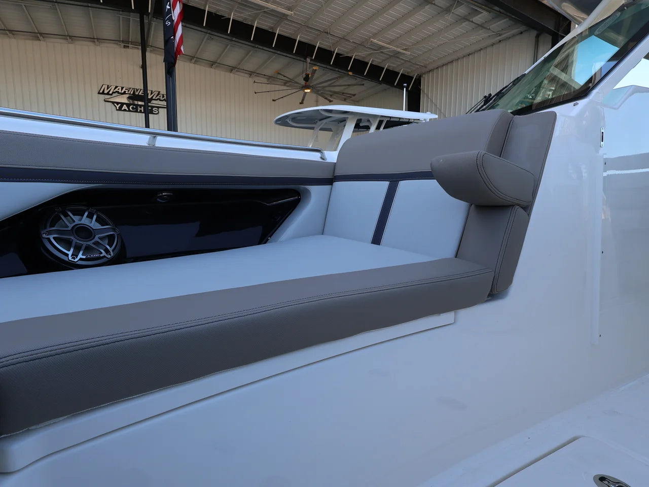 2026 Boston Whaler 330 Vantage 33.0 feet, Naples, Florida #38