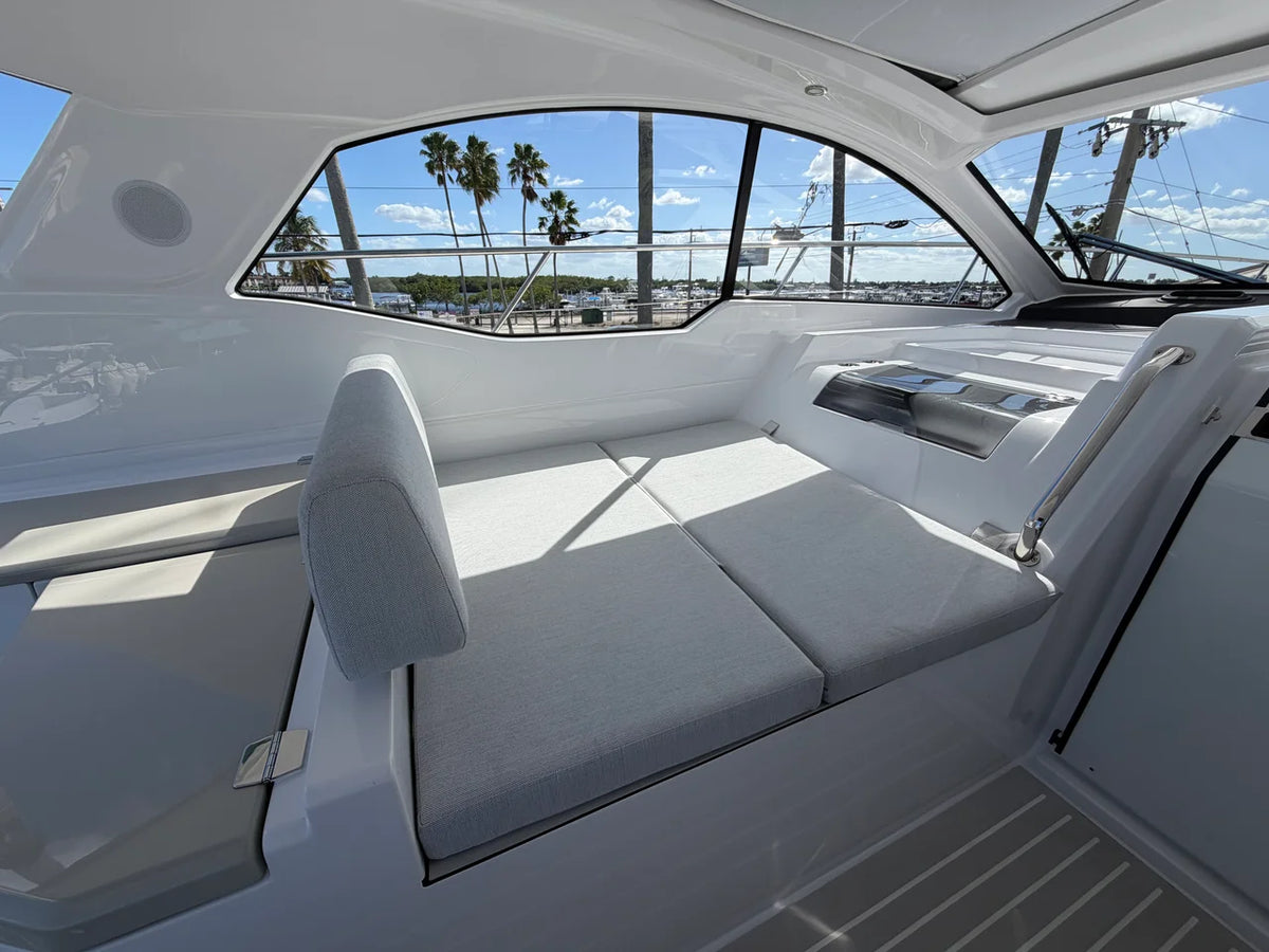 2027 Azimut A45 45.0 feet, Stuart, Florida #33