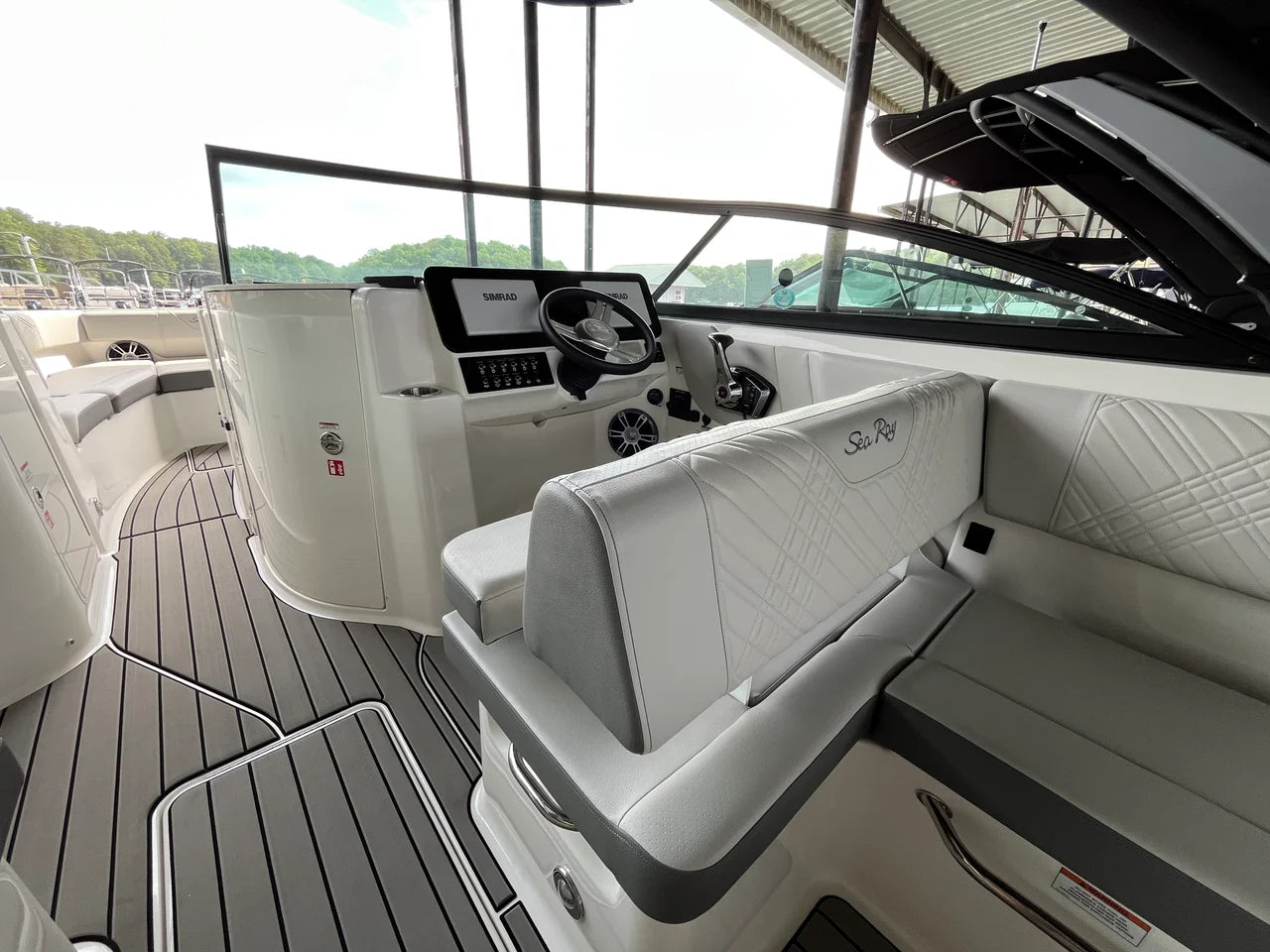 2025 Sea Ray 250 SDX 25.0 feet, Osage Beach, Missouri #8