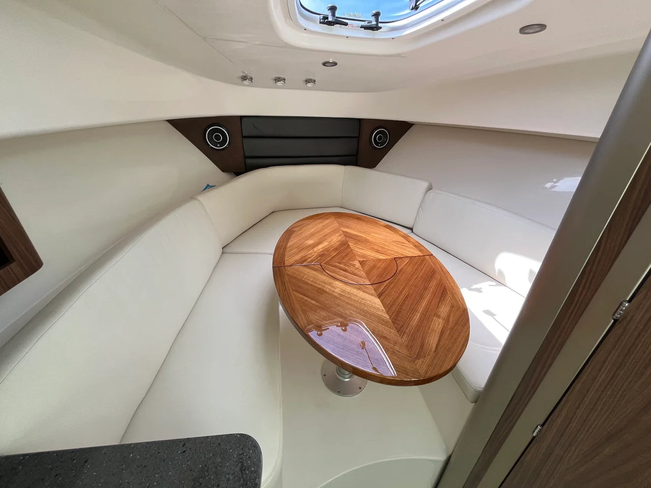 2027 Boston Whaler 285 Conquest 28.0 feet, Wakefield, RI #21