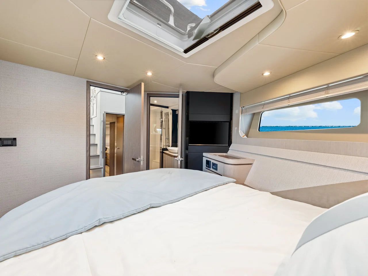 2026 Cruisers Yachts 50 FLY 50.0 feet, Clearwater, Florida #67