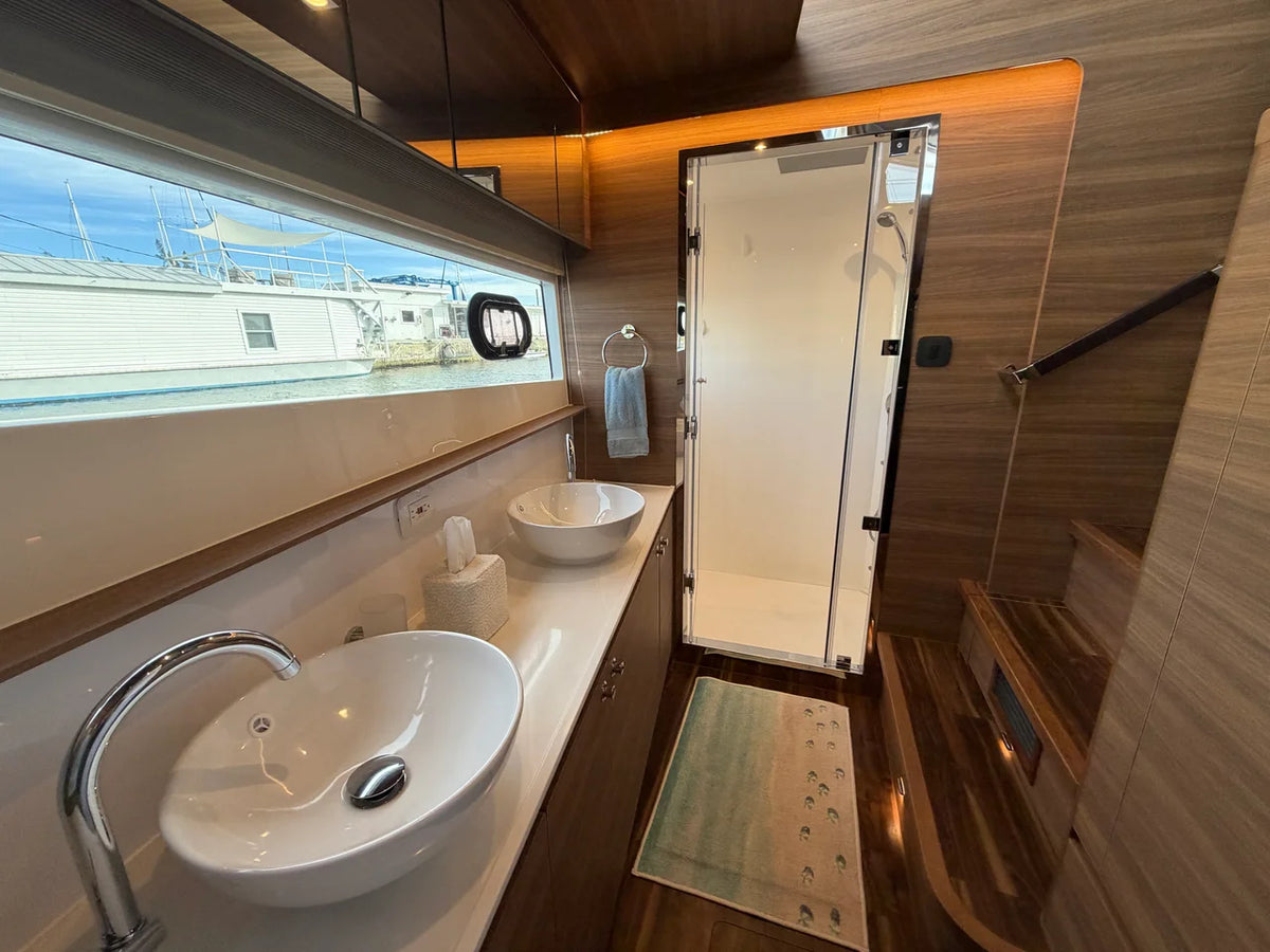 2025 Aquila 54 ENCLOSED BRIDGE 54.0 feet, Pensacola, Florida #114