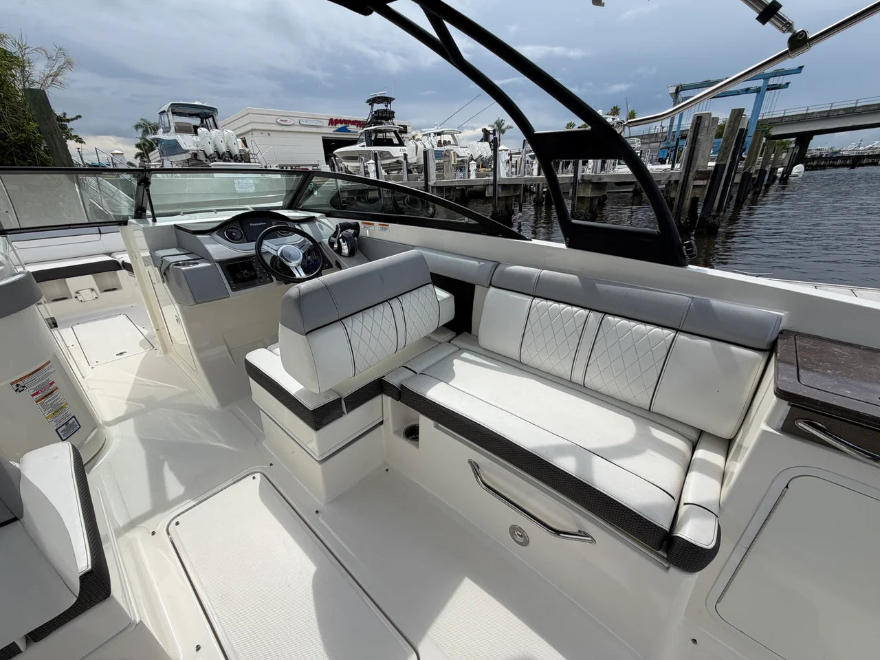 2017 Sea Ray SDX 290 OB 29.0 feet, Stuart, Florida #21