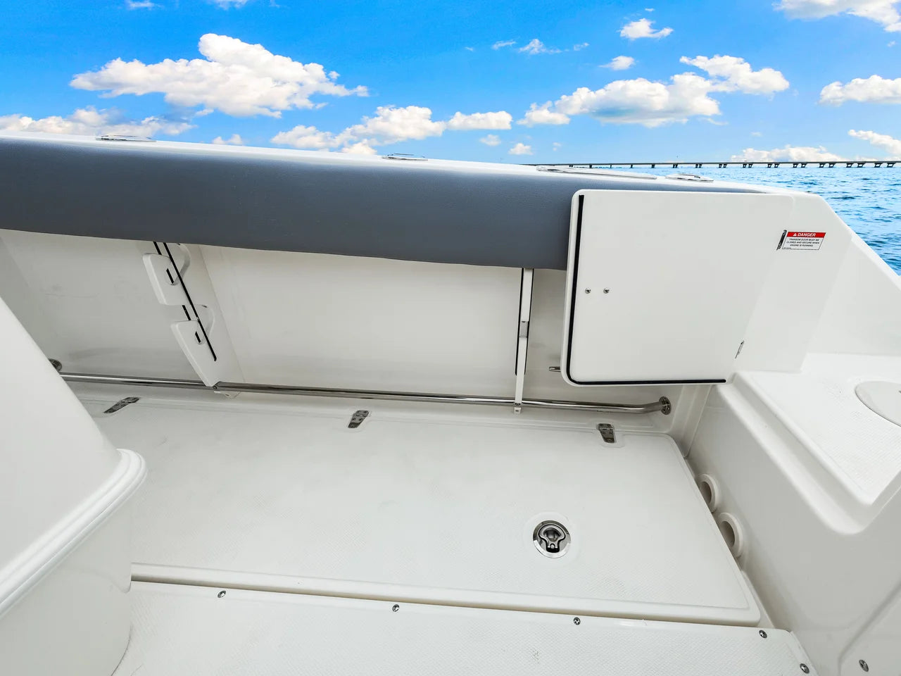 2025 Boston Whaler 230 Outrage 23.0 feet, Clearwater, Florida #48