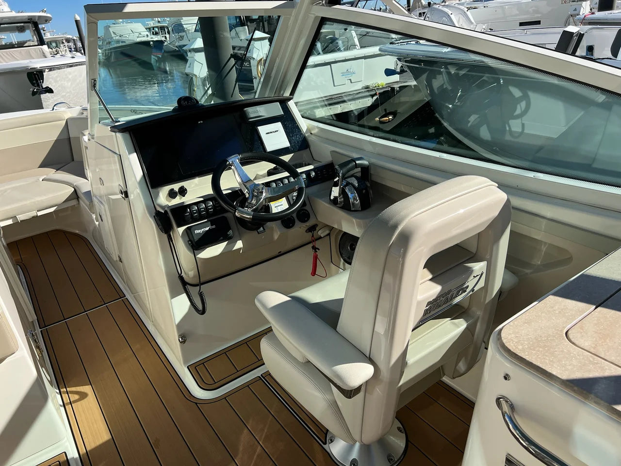 2021 Boston Whaler 280 VANTAGE 28.0 feet, Quincy, MA #20