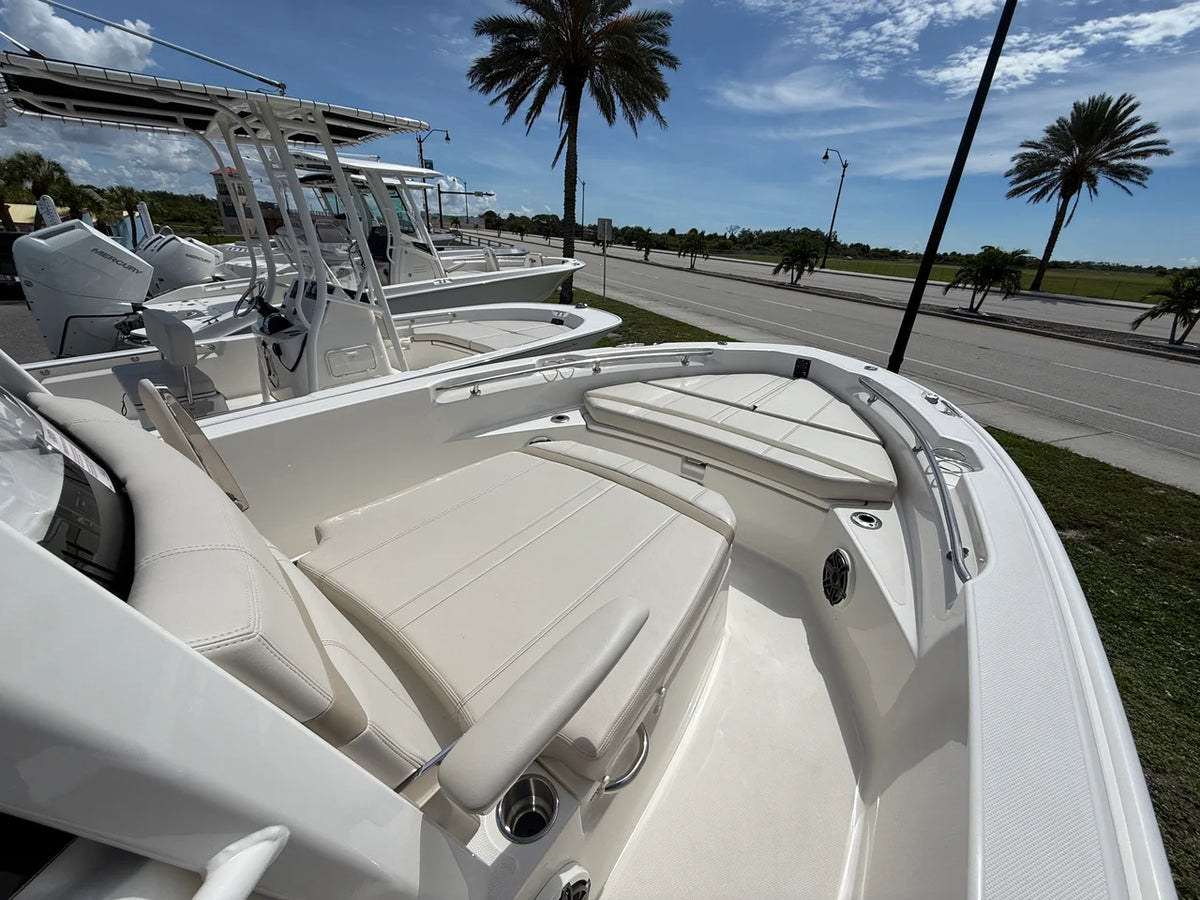 2027 Boston Whaler 220 Dauntless 22.0 feet, Venice, Florida #7