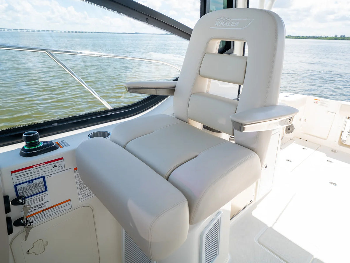2026 Boston Whaler 325 Conquest 32.0 feet, Clearwater, Florida #73