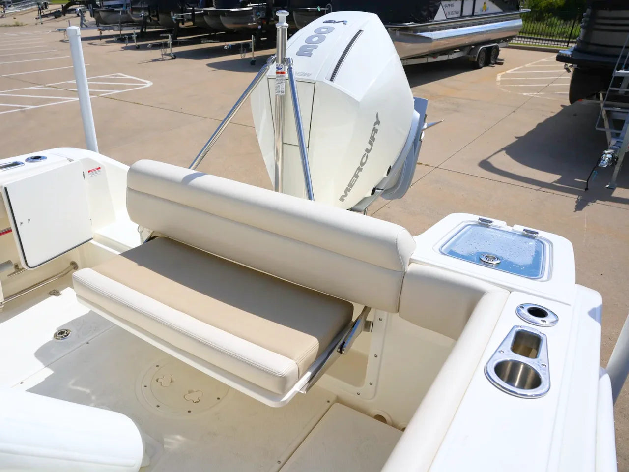 2026 Boston Whaler 230 Outrage 23.0 feet, Lewisville, TX #8