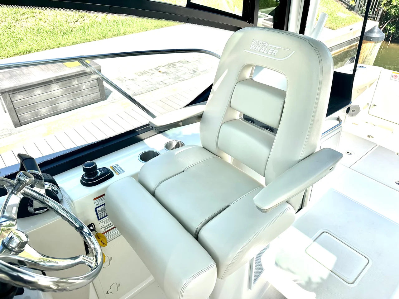 2021 Boston Whaler 325 CONQUEST 32.0 feet, Sarasota, FL #16
