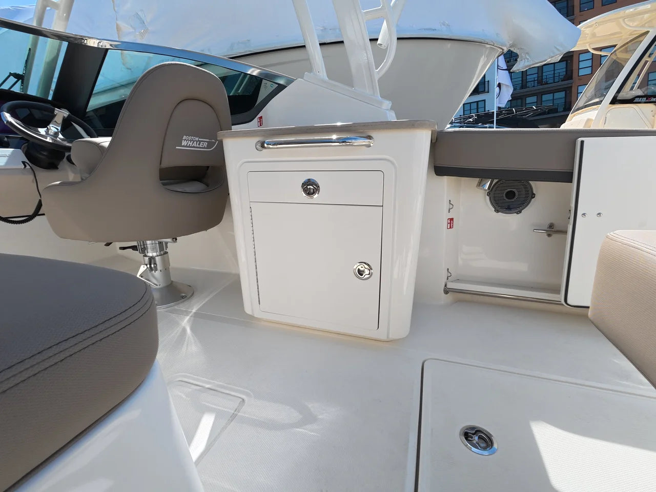 2026 Boston Whaler 240 Vantage 24.0 feet, Norwalk, Connecticut #14