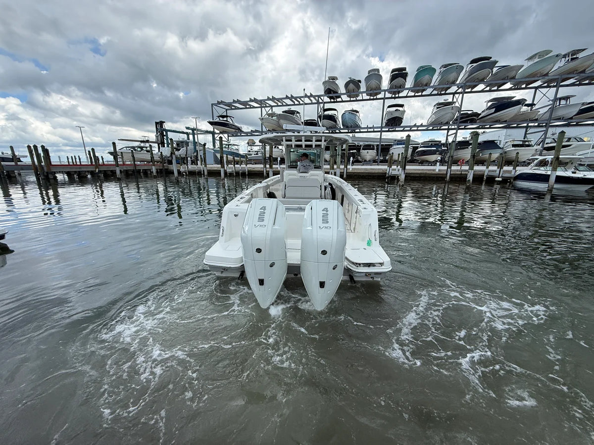 2026 Boston Whaler 330 Outrage 33.0 feet, Sarasota, FL #7