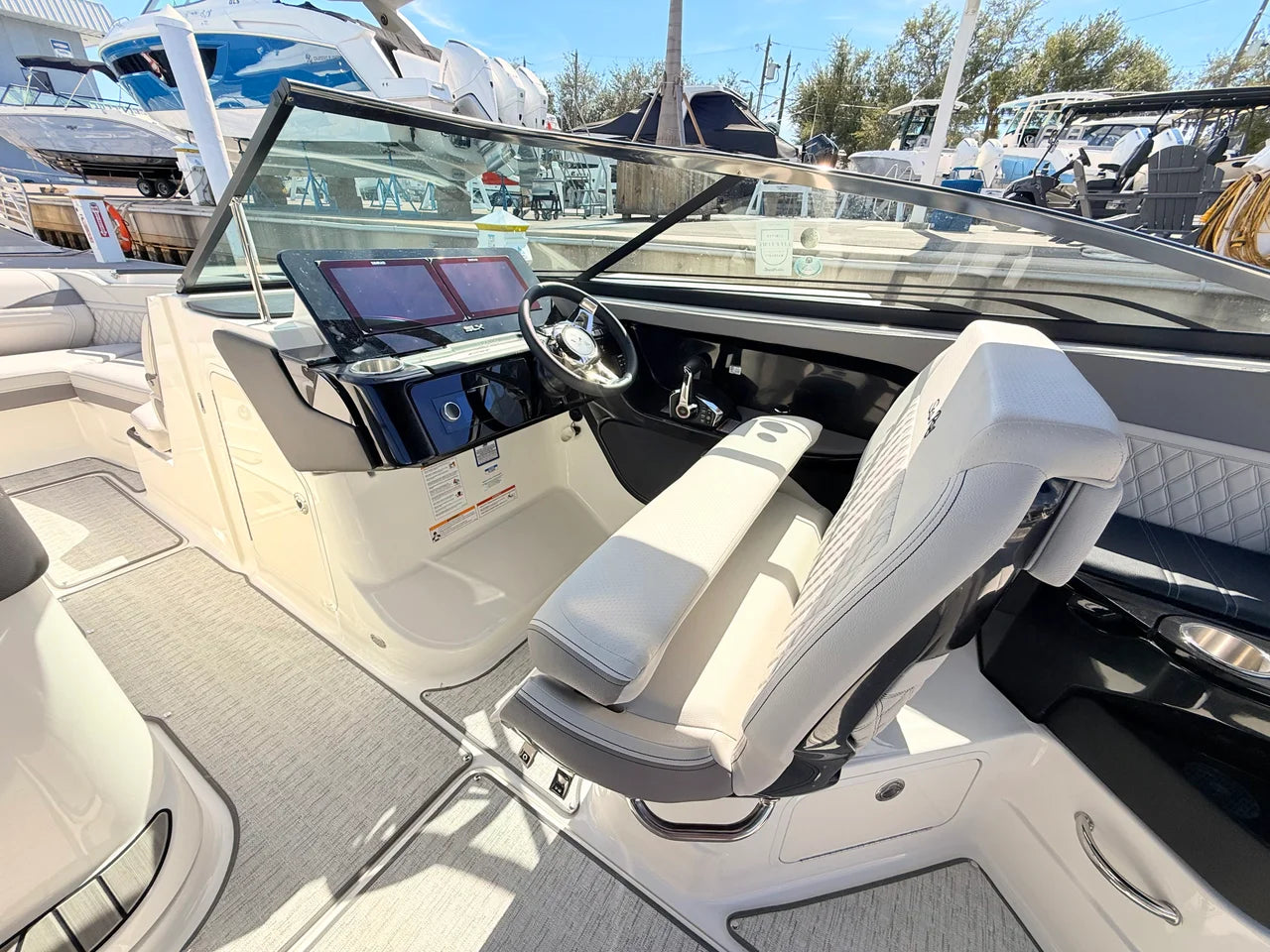 2026 Sea Ray SLX 280 Outboard 28.0 feet, St Petersburg, FL #46