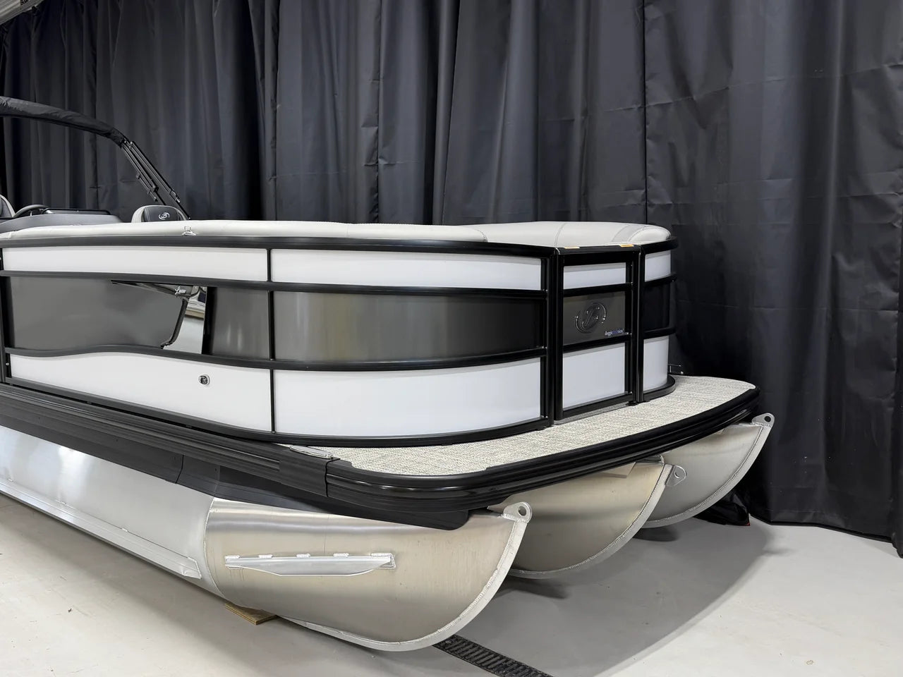 2027 Barletta LUSSO25QCSS 25.0 feet, Crosslake, Minnesota #4