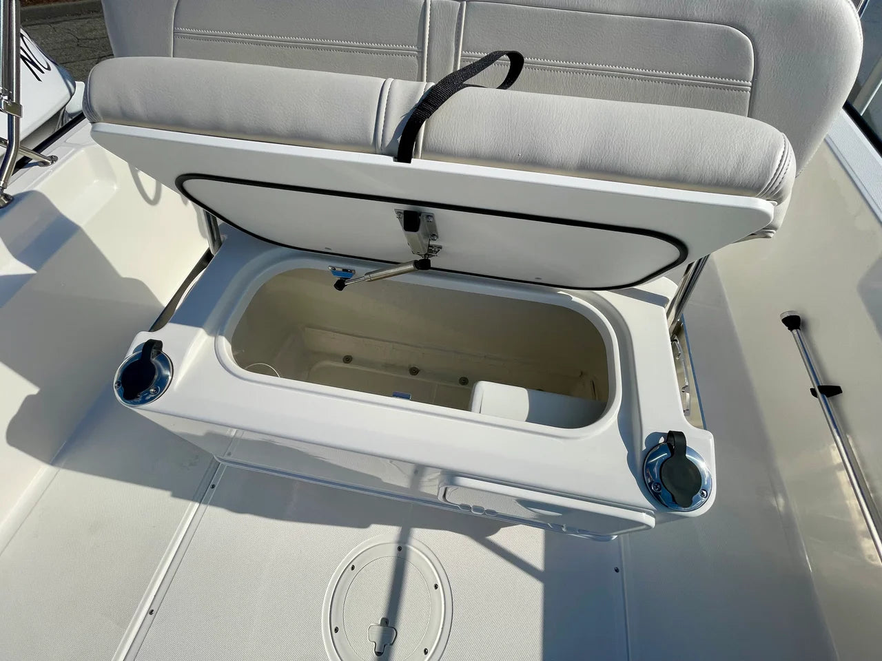 2026 Boston Whaler 210 Montauk 21.0 feet, Danvers, Massachusetts #6