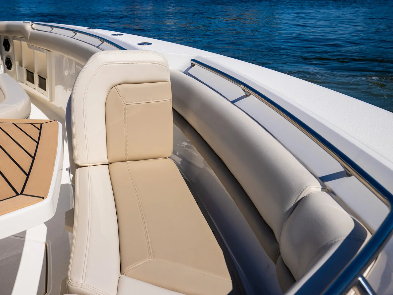 2024 Boston Whaler 380 OUTRAGE 38.0 feet, Ft. Lauderdale, FL #78
