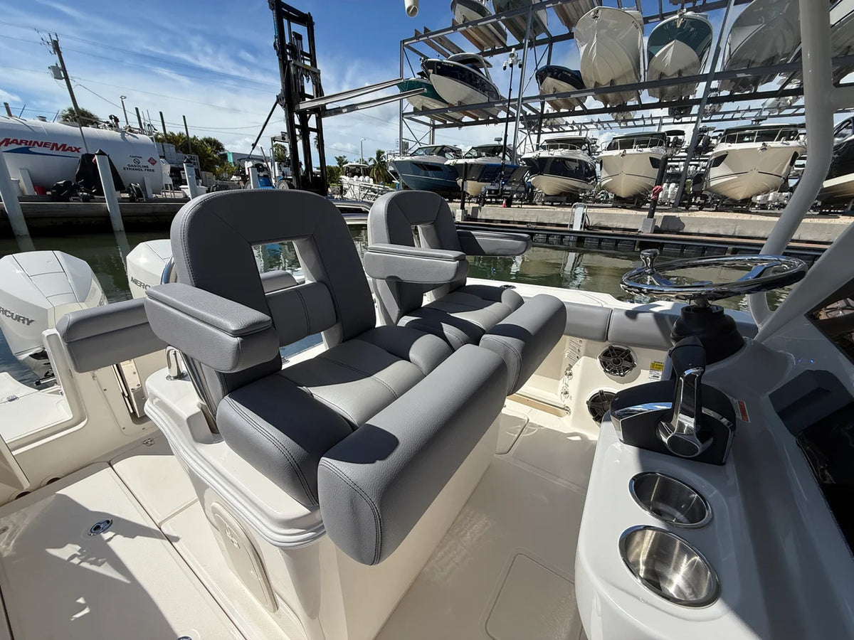 2027 Boston Whaler 250 Outrage 25.0 feet, Sarasota, FL #20