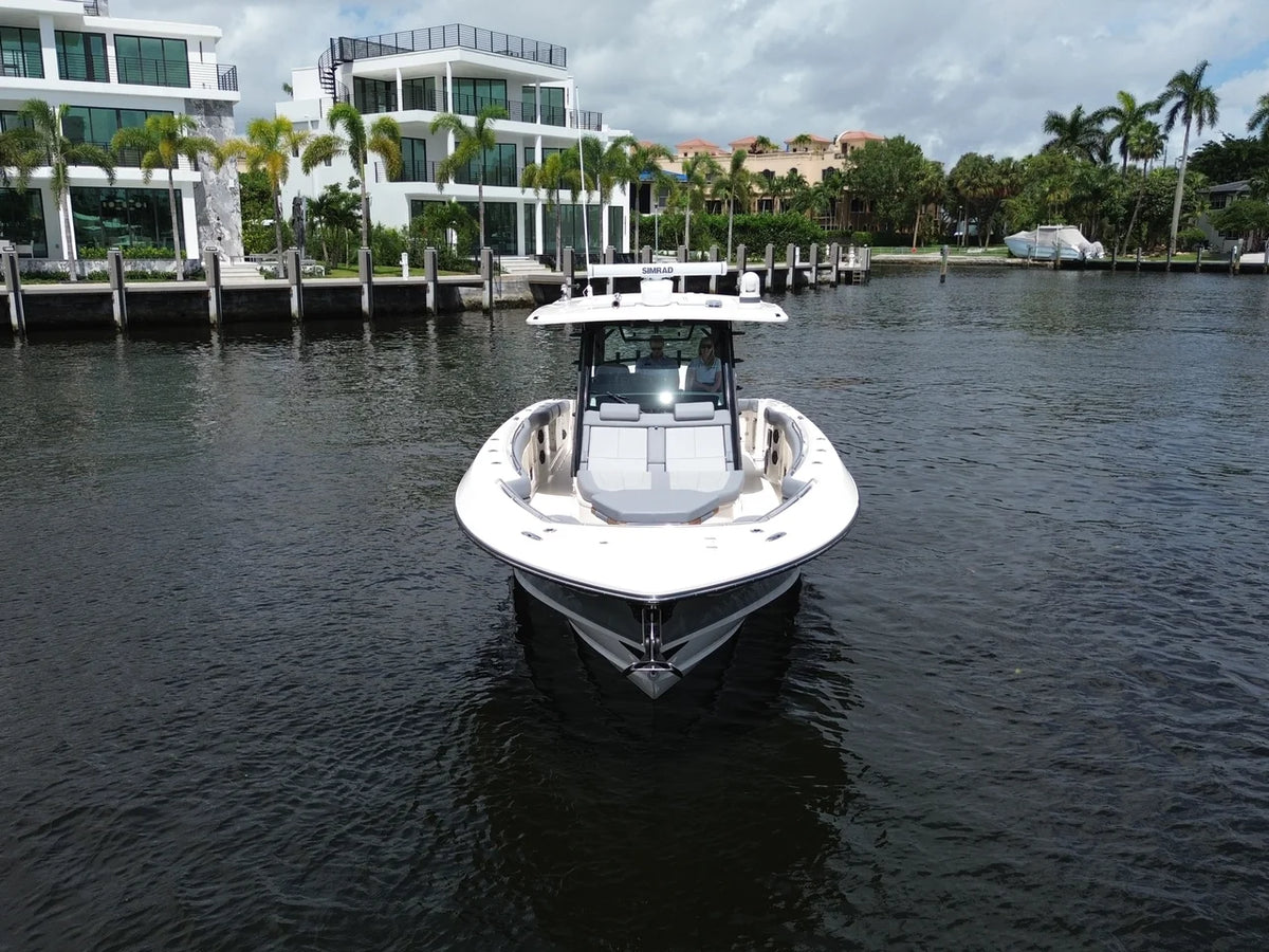 2027 Boston Whaler 380 Outrage 38.0 feet, Pompano Beach, Florida #13