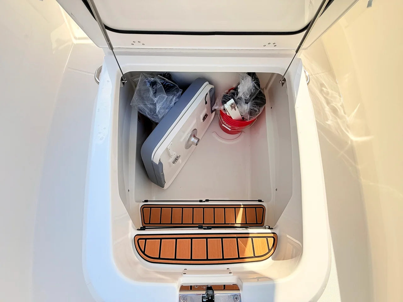 2026 Boston Whaler 280 Outrage 28.0 feet, St Petersburg, FL #55