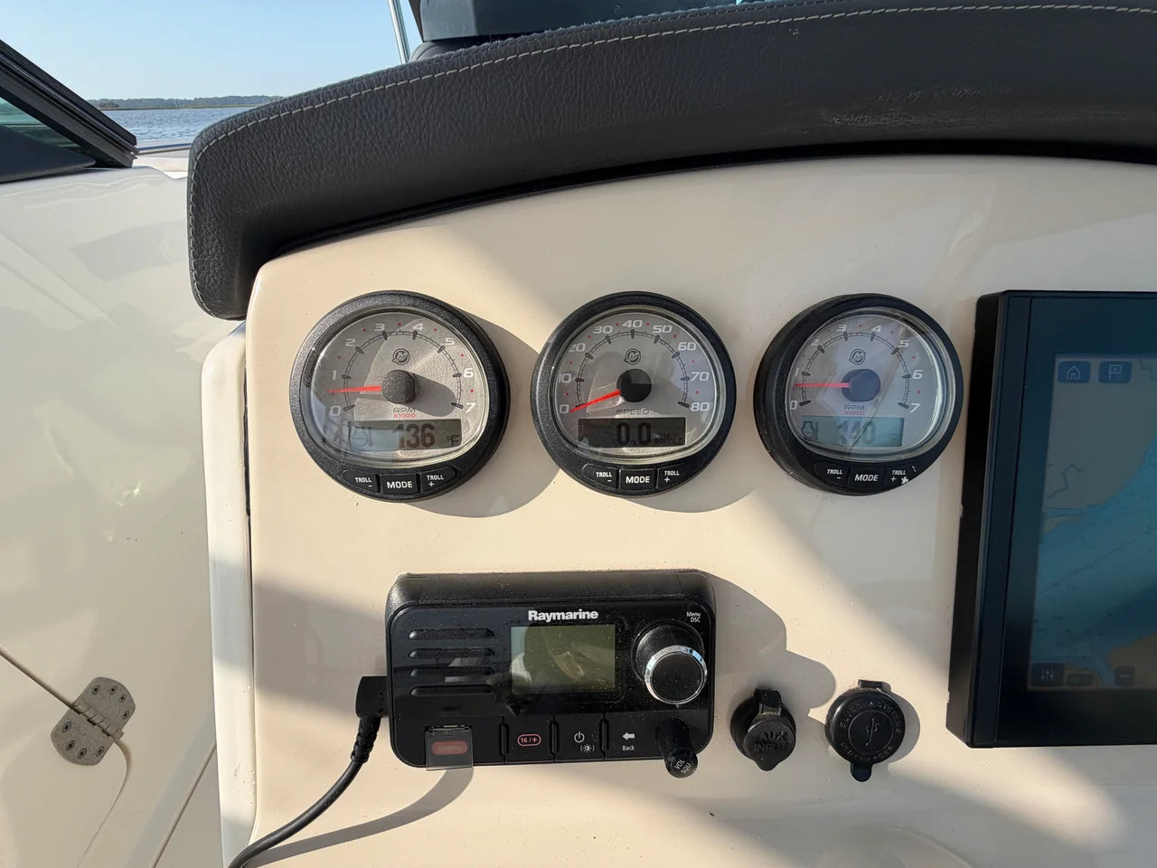 2018 Boston Whaler 270 VANTAGE 27.0 feet, Charleston, SC #20